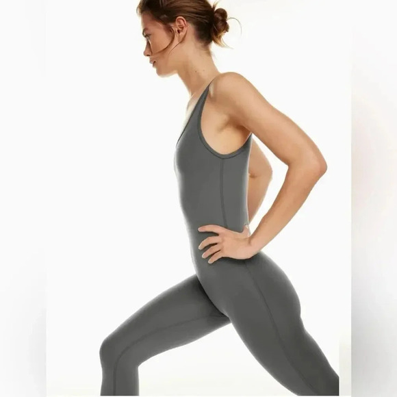 TNA Aritzia Action TnAction  FLARE Leg Grey Gray Athletic Jumpsuit- Medium - Picture 2 of 8